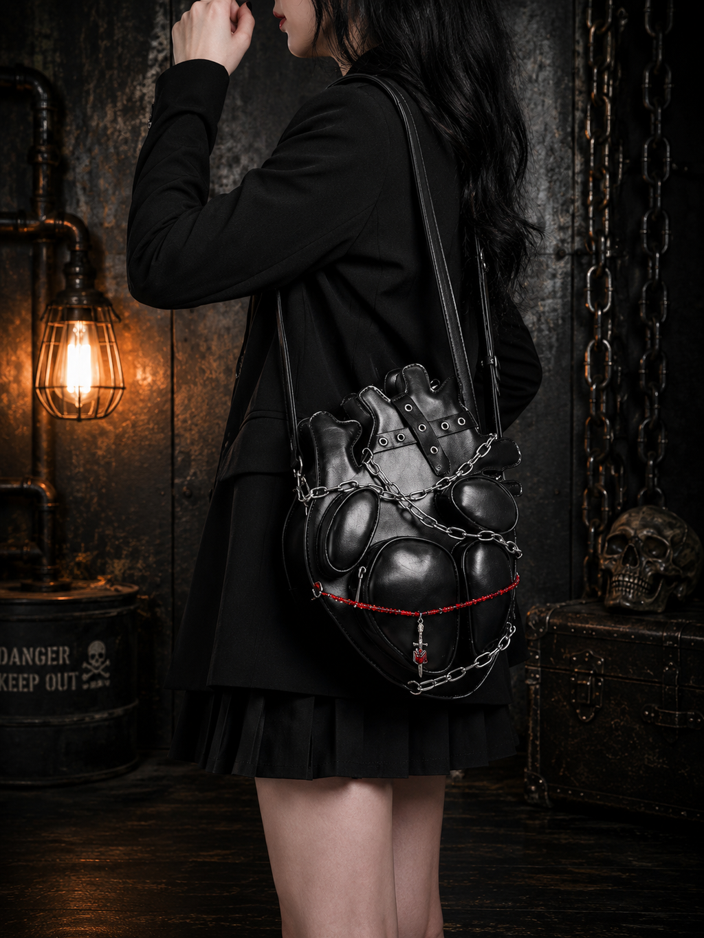 Gothic Heart Backpack – Black Chain Shoulder Bag